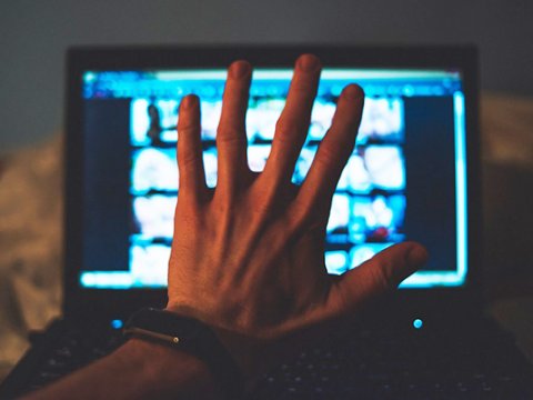 Uşaq pornoqrafiyası yayan şəxs cəzalandırıldı