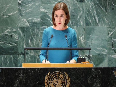 Maya Sandu İlham Əliyevi təbrik etdi