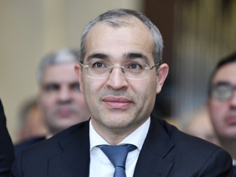 Mikayıl Cabbarovdan Prezidentə TƏBRİK
