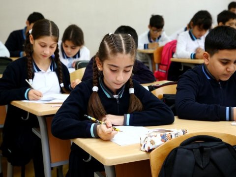 Məktəblərdə tətil: Dərslər nə vaxt başlayacaq?