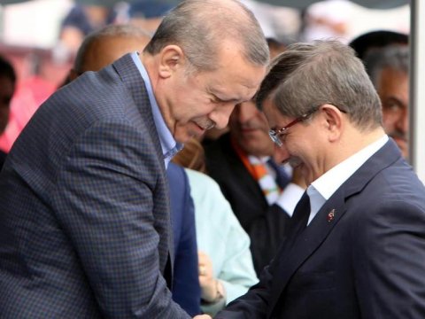 Seçkilərdə iqtidarın namizədini dəstəkləyə bilərik - Davutoğlu