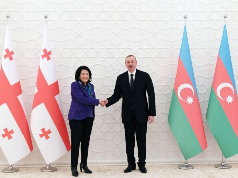 Zurabişvili də İlham Əliyevi TƏBRİK ETDİ