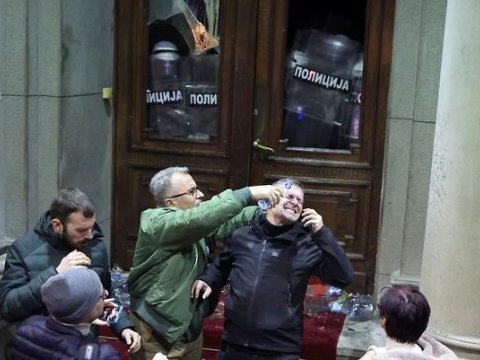 Serbiyada nələr baş verir: Gərginlik səngiyəcəkmi...