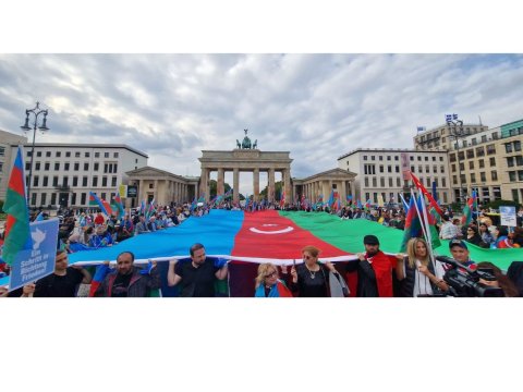 Almaniyada yaşayan azərbaycanlılara müraciət edildi