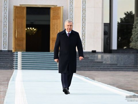 Mirziyoyev də Rusiyaya gedib