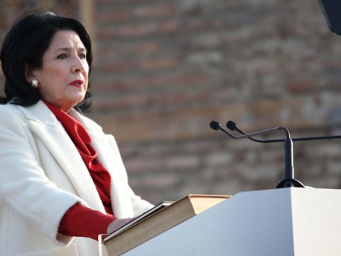 Gürcüstanda prezident Yeni ilə görə məhbusları ƏFV ETDİ