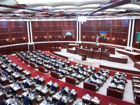 Deputatlar 9 məsələyə görə toplaşdı - SİYAHI