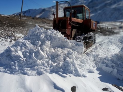Quba-Xınalıq yolu qardan təmizləndi - FOTO