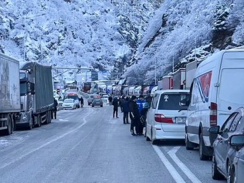 Rusiya-Gürcüstan yolu 3 gündür bağlıdır