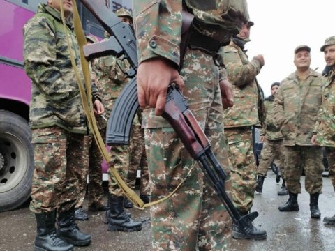 Şahramanyan qərarsızdır: Ermənistandakı separatçılar üçün son 4 gün