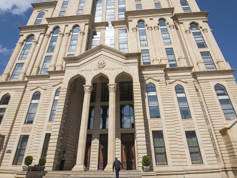 MSK imza vərəqələrini yoxlamağa başladı