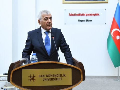 BMU-da Yeni il bayramı qeyd edilib - FOTO