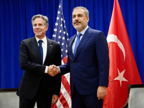 Fidan Blinkenlə F-16 və Qəzzadan danışdı 