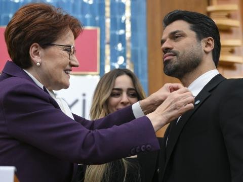 İYİ partiyada daha bir istefa