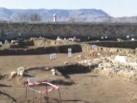 Ermənilərin Qarabağda dağıtdığı tarixi məzarlıqda araşdırma aparılır - VİDEO