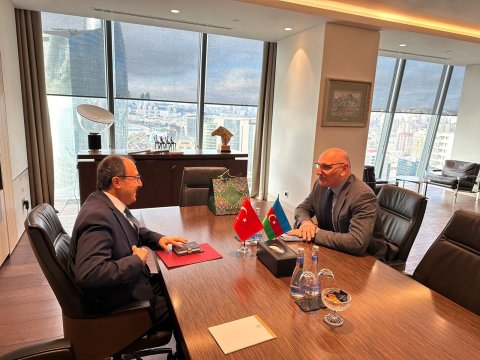 Türkiyə səfiri Elçin Əmirbəyovla görüşdü - PAYLAŞIM