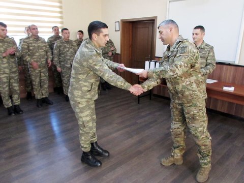 Bu hərbçilər təltif edildi - FOTOLAR