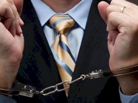 Məktəb direktoruna cinayət işi açıldı