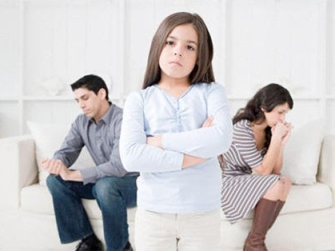 Uşaq bu halda valideynlərdən alınacaq - Yeni qanun