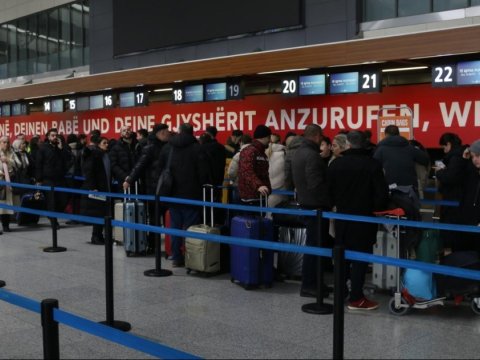 Kosovalılar da Şengen zonasına vizasız gedir