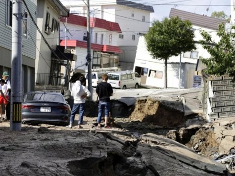 Zəlzələdə ölənlərin sayı 50-yə çatdı
