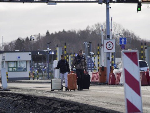 Ukraynadan qaçmağa çalışan 12 kişi sərhəddə saxlanıldı