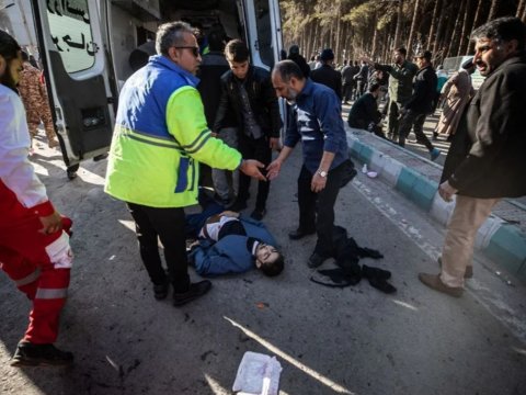 İranda faciə: Ölənlərin sayı 100-ü keçdi - Terror ehtimalı