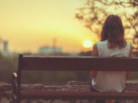 Sumqayıtda gənc qız itkin düşüb