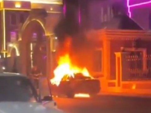 Gəncədə BMW yandı - Anbaan görüntülər 