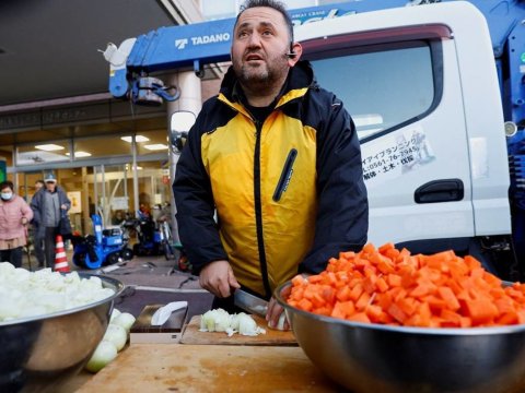 Zəlzələdən sonra yaponların imdadına çatan türk: Mütləq nəsə etməliydim...