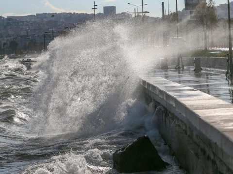 Egeydə FIRTINA XƏBƏRDARLIĞI