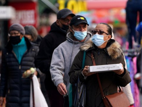 ÜST-dən koronavirusla bağlı çağırış: Maska taxın!