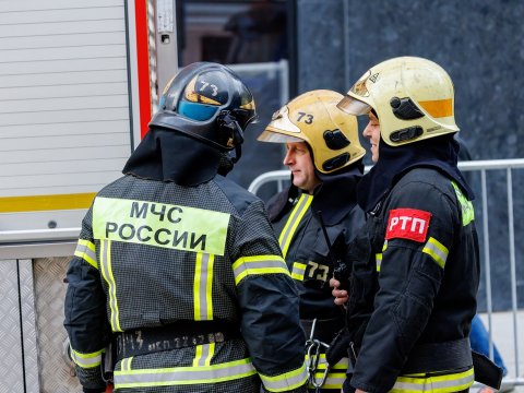 Moskvada böyük anbar YANIB