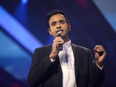 Baydenin rəqibi ABŞ-ı NATO-dan çıxarmaq istəyir