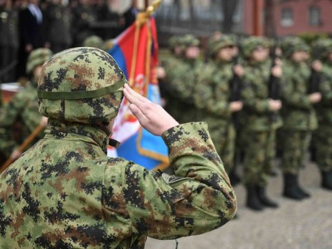 Bu ölkədə məcburi hərbi xidmət bərpa olunur