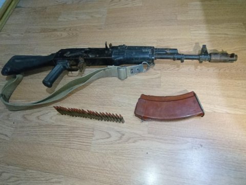 Şirvanda avtomat aşkarlandı - FOTO