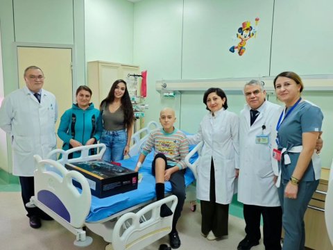 Leyla Əliyeva Uşaq Onkologiya Klinikasında - FOTO