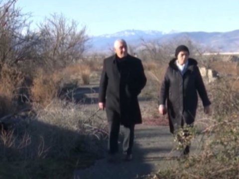 Qərvənd sakini: “Kəndimizlə bağlı bütün xatirələr yaddaşımdan silinib” - VİDEO