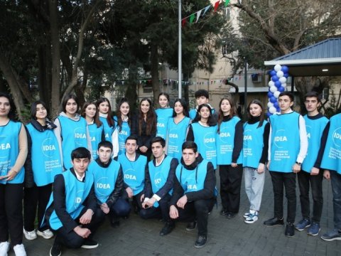 Leyla Əliyevanın iştirakı ilə daha iki həyət yenilənərək istifadəyə verildi