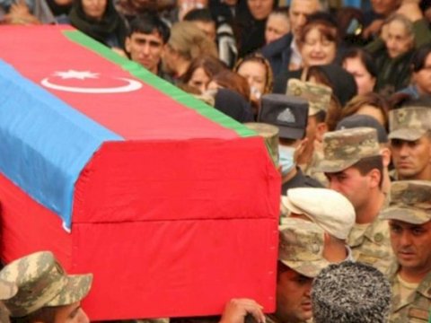 Antiterror şəhidlərinin ailə üzvlərinə təqaüdlər verilib
