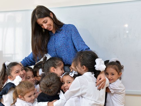 Müəllim keyfiyyətli dərs keçə bilirsə, şagird sayı önəmli deyil - RƏYLƏR