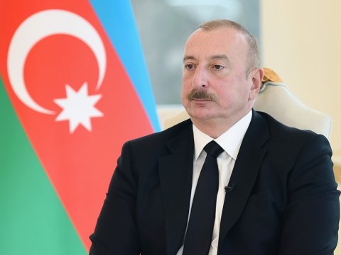 Bizimlə hədə-qorxu dili ilə davranmaq mümkün deyil