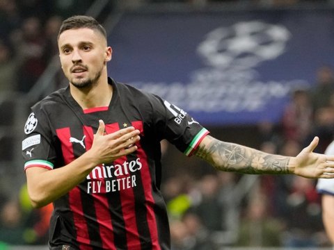“Fənərbağça” “Milan”ın futbolçusunu transfer etdi