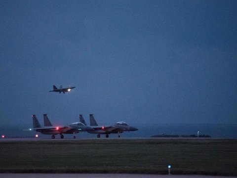 ABŞ yenidən husilərə zərbələr ENDİRDİ