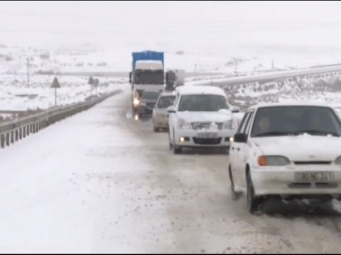 Yol polisi qəzalarla bağlı məlumat yaydı - VİDEO