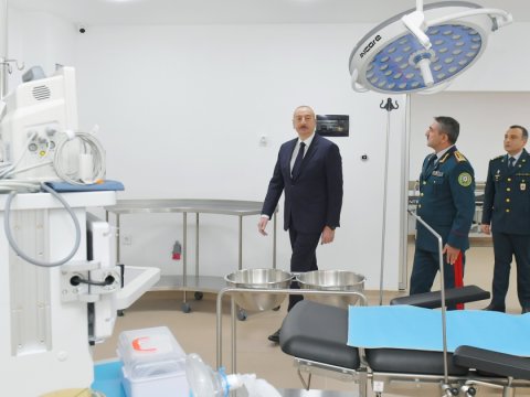 Prezident DSX-nin hospital kompleksinin açılışında - FOTOLAR