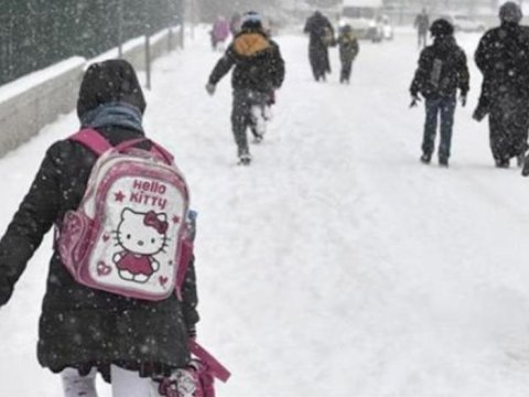 Bakı məktəblərində davamiyyət aşağı düşüb