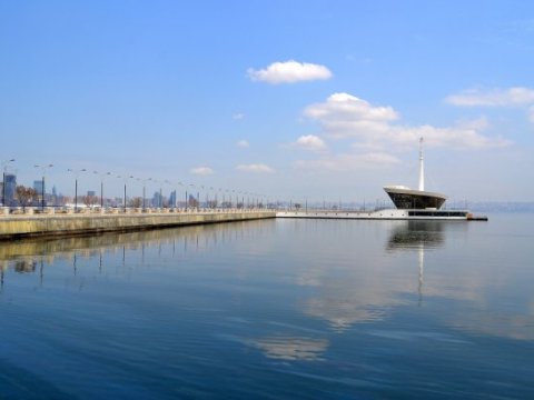 Bakı buxtasının təmizlənməsi ilə bağlı proqram hazırlanır