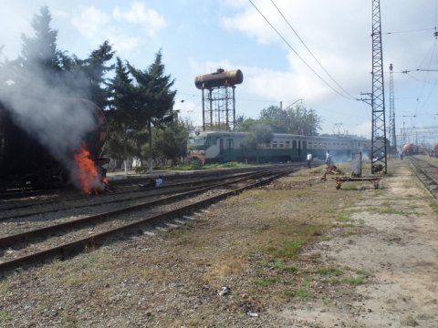 Bakıda vaqon deposunda YANĞIN