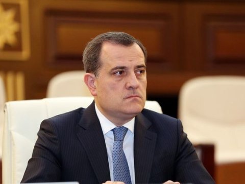 Ceyhun Bayramov Uqandaya getdi